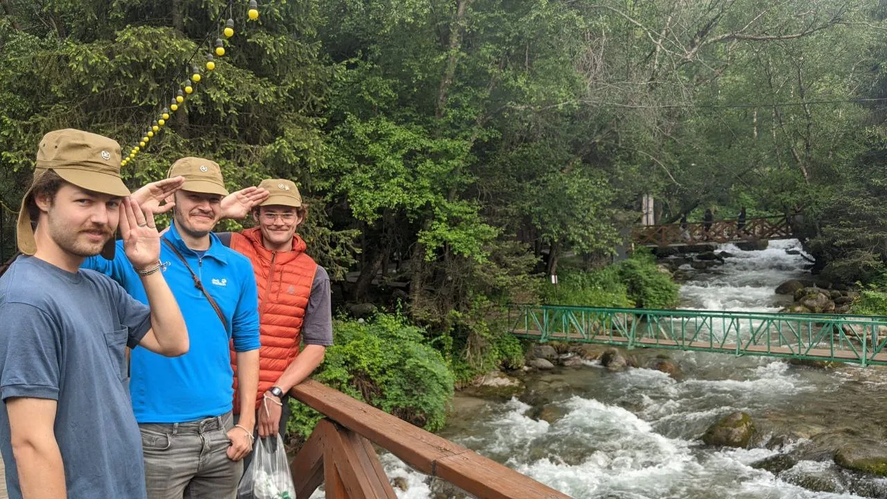 The New Leaf Academy tutors posing by a river in Kazakhstan